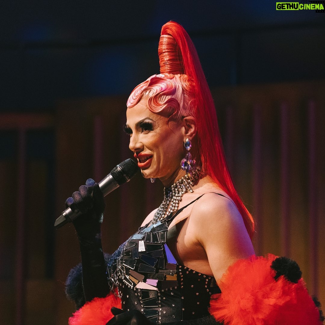 Divina De Campo Instagram - What ๐ a ๐ night! ๐ Her majesty @divinadecampo and the supremely talented @ricneale kicked off our LGBT+ History Month ๐ณ๏ธโ๐๐ณ๏ธโโง๏ธ๐celebrations in style on Saturday, serving a night of iconic looks, incredible music, hilarious comedy (weโll never look at ABBA in quite the same way ๐ฎ) and an unforgettable education in diva realness ๐
@divinadecampo we are not worthy! ๐ท @tomarber #leedsmusic #leedsmusicscene #lgbthistorymonth #leedscomedy #leedsdrag #lgbtleeds