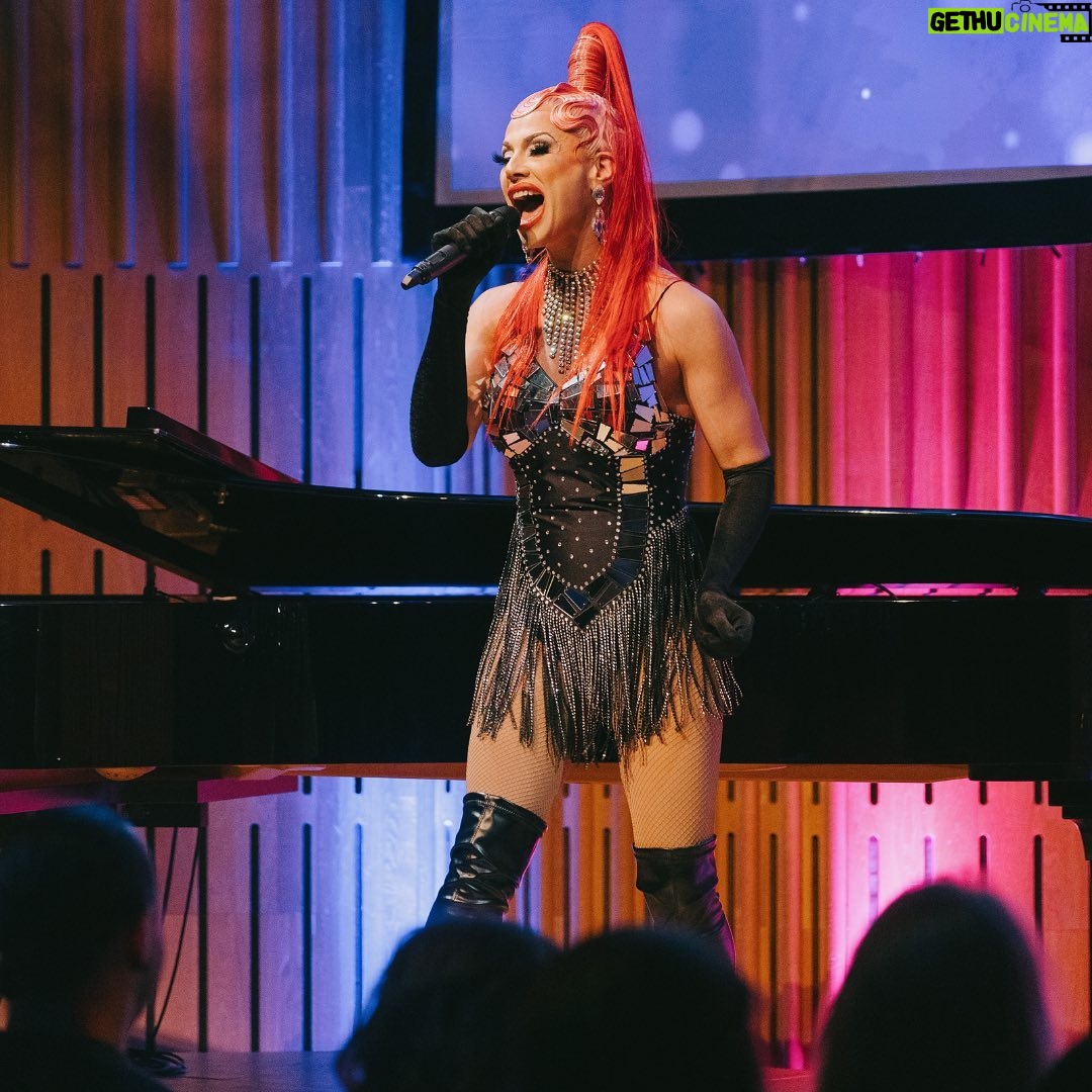 Divina De Campo Instagram - What ๐ a ๐ night! ๐ Her majesty @divinadecampo and the supremely talented @ricneale kicked off our LGBT+ History Month ๐ณ๏ธโ๐๐ณ๏ธโโง๏ธ๐celebrations in style on Saturday, serving a night of iconic looks, incredible music, hilarious comedy (weโll never look at ABBA in quite the same way ๐ฎ) and an unforgettable education in diva realness ๐
@divinadecampo we are not worthy! ๐ท @tomarber #leedsmusic #leedsmusicscene #lgbthistorymonth #leedscomedy #leedsdrag #lgbtleeds