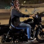 Divyanka Tripathi Instagram - A regular day in my life… #ShootLife #BikersDiary #Adrishyam #ParwatiInAction Madh Island