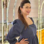 Divyanka Tripathi Instagram - Would you believe a person with 26M following if she says, I simply can't bring myself to clicking pictures and making reels!!!🤯 Maybe its just that I get so absorbed in the moment and people that I forget to capture it in my phone and stick to making memories.😇 Yet, trying!🤞