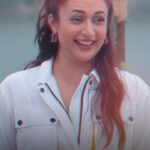Divyanka Tripathi Instagram - Divyanka ko phir Darr se ladte huye dekh kar accha laga. Dekhiye #KhatronKeKhiladi, aaj aur harr Sat-Sun raat 9 baje, sirf #Colors par. #KKK13 #KhatronKeKhiladi13 @itsrohitshetty @divyankatripathidahiya