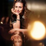 Divyanka Tripathi Instagram – Light up the darkest corners by your inner sunshine. ⚫️🌝