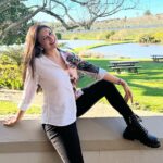Divyanka Tripathi Instagram – Featuring : Div, Stellenbosch Viniyards & Protea (South African national flower). Stellenbosch, Western Cape