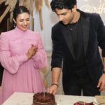 Divyanka Tripathi Instagram - Aapke janam ka jashn saal bhar chale... Jise na jame, woh side se chale! 😁 Mumbai - मुंबई