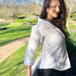 Divyanka Tripathi Instagram – Featuring : Div, Stellenbosch Viniyards & Protea (South African national flower). Stellenbosch, Western Cape
