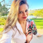 Divyanka Tripathi Instagram – Featuring : Div, Stellenbosch Viniyards & Protea (South African national flower). Stellenbosch, Western Cape