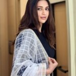 Divyanka Tripathi Instagram - Hello in the AM 😊 🪡 @dodhaage