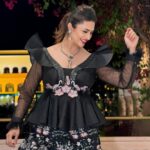 Divyanka Tripathi Instagram - Black rose in a colorful bouquet. Styled by : @stylebysugandhasood @teamsugandhasood Outfit : @rajgharana.rg Jewellery : @rimayu07 Assisted by : @_saakshiib