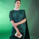 Divyanka Tripathi Instagram - Year end yet not an end! Cheers to new beginnings.🍃 . . . . Styling @stylebysugandhasood @teamsugandhasood Assistance @styleitupwithmicheala Outfit @auorstudio @house_of_preeti_mehta Jewelry @mozaati Handbag @prenea_in