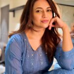 Divyanka Tripathi Instagram - Hey! You are more than you think you are. Believe 💙 . . . . 🎽@rangrez.ethnic @_anushkapuri_ 🧚‍♀️ @stylebysugandhasood