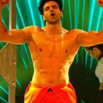Divyanka Tripathi Instagram - A Cramp clearly visible on your abs but didn’t show on your face! This act is very special honey. You carried it off after 101 fever, IVs at hospital and a cramp right on stage! Super proud of you my love! @vivekdahiya PDA khul ke!🤗 Couldn’t resist putting up this appreciation post. ❤️