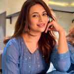 Divyanka Tripathi Instagram - Hey! You are more than you think you are. Believe 💙 . . . . 🎽@rangrez.ethnic @_anushkapuri_ 🧚‍♀️ @stylebysugandhasood