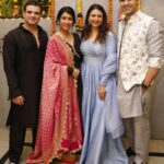 Divyanka Tripathi Instagram – Happy faces…from Ankita and Karan’s Diwali Party 😍