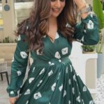 Divyanka Tripathi Instagram - 🎶 . . . . Styling : @stylebysugandhasood Outfit : @gulaalindia @viralmantra Assistance : @localhautespot Jewellery : @rimayu07 #TrendingSong #DressOfTheDay #LongDress