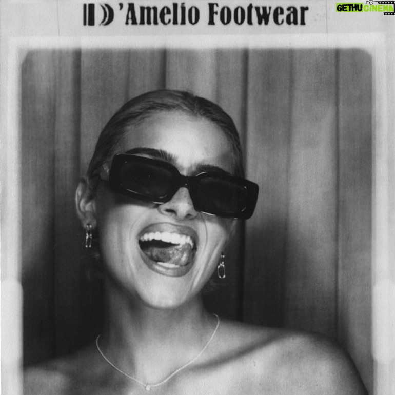 Dixie D'Amelio Instagram - @dameliofootwear link in bio buy it