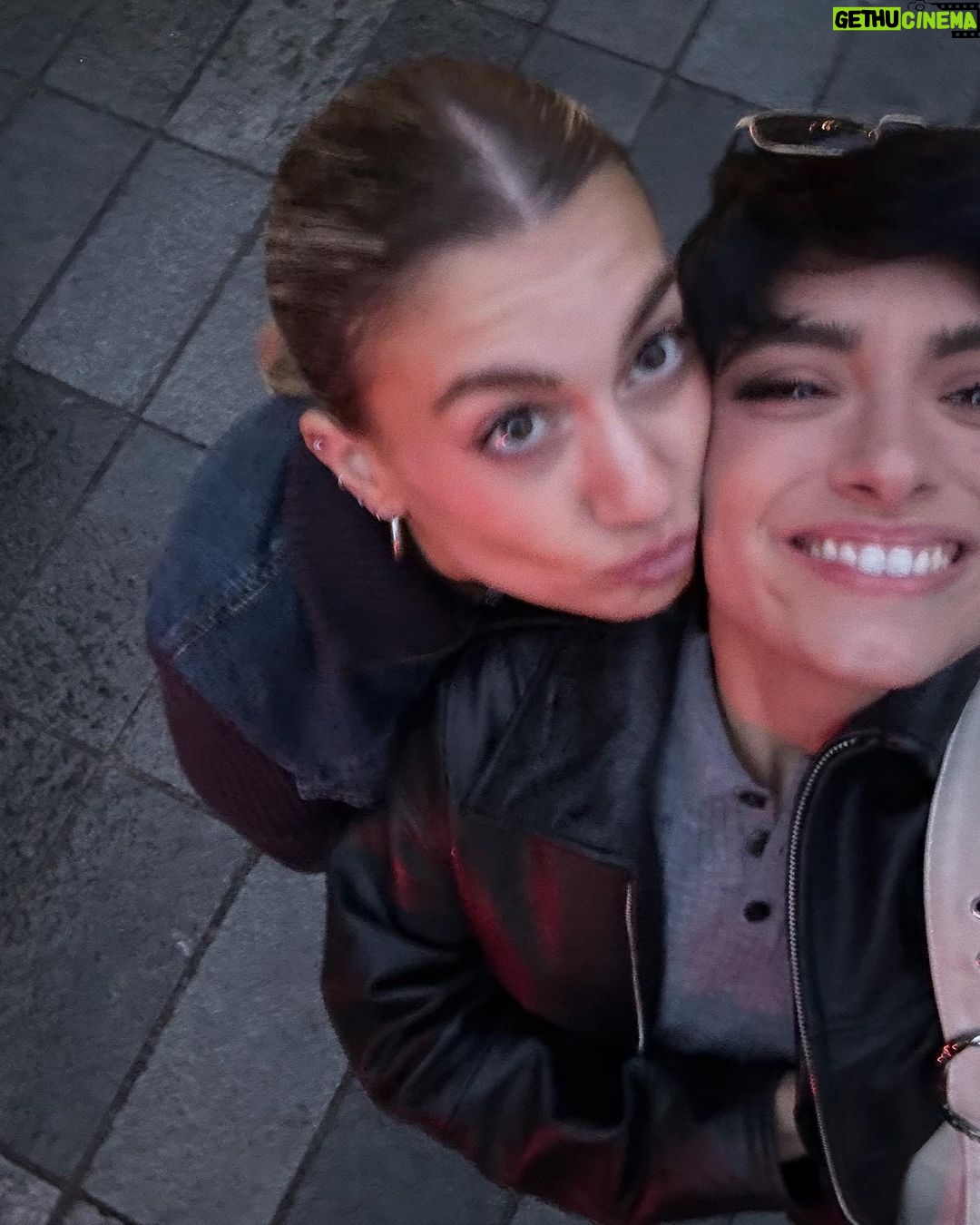 Dixie D'Amelio Instagram - xoxo Milan, Italy