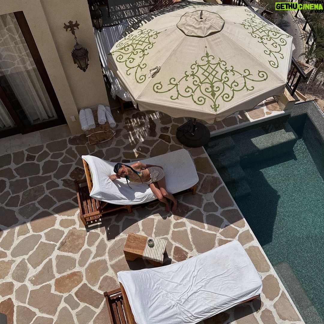 Dixie D'Amelio Instagram - paradise #liveunforgettable #wapedregal @wapedregal @waldorfastoria Waldorf-Astoria Pedregal Los Cabos