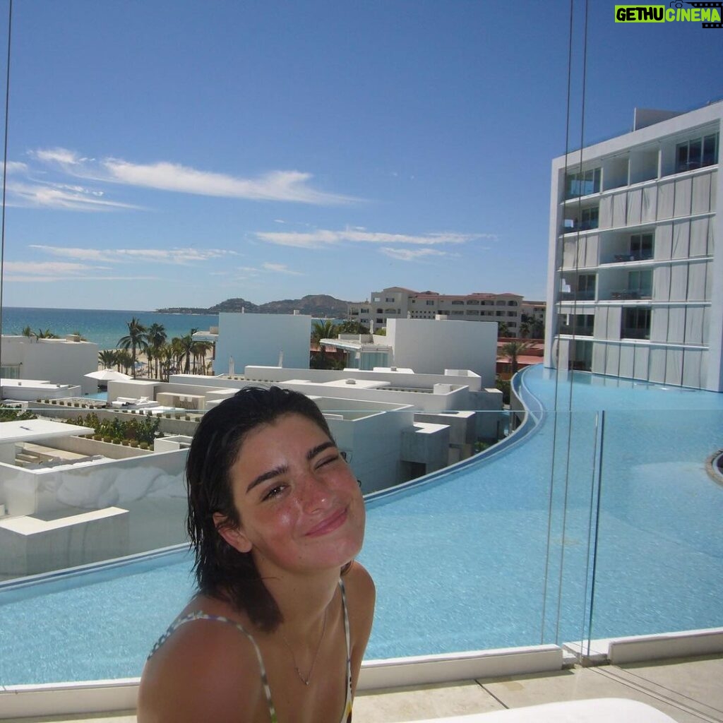Dixie D'Amelio Instagram - sunshine!! Cabo San Lucas, Mexico