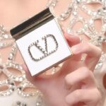 Dixie D'Amelio Instagram - you know my obsession with the @valentino.beauty eye2cheek - throw it in your bag for the perfect holiday party accessory 🎀  #valentinobeautypartner @sephora