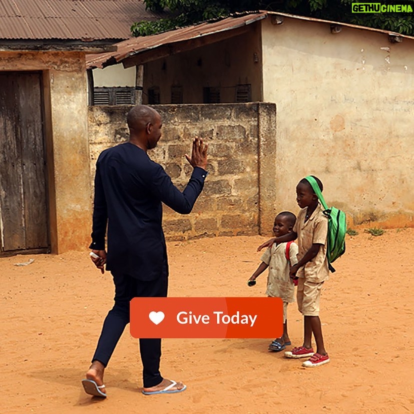 Djimon Hounsou Instagram - Happy Holidays! Take care of yourself and someone else too, if you can. Give today! Link in bio.