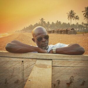 Djimon Hounsou Instagram - Hello my friends! Take a look at this article to learn what motivated and inspired me to found my own charity, the @dhf_org 
See bio for link 🙏🏿 
Photo by @kwakualstonphotography