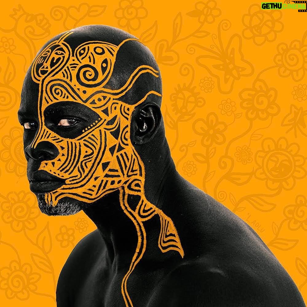 Djimon Hounsou Instagram - With this piece, we reach a point of ‘Mo Gbá,’ best translated to ‘acceptance.’ Paired against the bright, encouraging freedom of the color orange, this piece represents the acceptance of what once was, and the ongoing healing that will continue. #5 in the “Time To Heal” NFT series. Now live until tomorrow on Binance NFT Marketplace, the series is in support of the Djimon Hounsou Foundation fighting modern day slavery & reconnecting the diaspora to the continent. The works consist of five unique portraits in which the amazing artist Láolú applied his body art to the face and shoulders of Academy Award-nominated actor Djimon Hounsou. Join the African story! #TimeToHeal #NFT #Africa #Slavery #sacredartoftheori #BinanceNFT #BinanceCharity