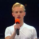 Dmitriy Khrustalev Instagram - Чуть более полжизни назад… Какие всё-таки парички раньше делали!!!!