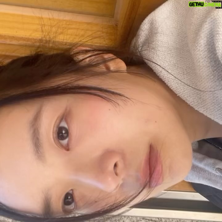 Do Yeon-jin Instagram - 일상은 아주 자연스럽게 그게 zoa