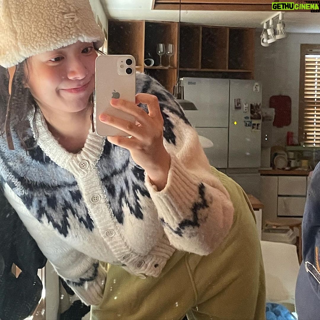 Do Yeon-jin Instagram - 일상은 아주 자연스럽게 그게 zoa