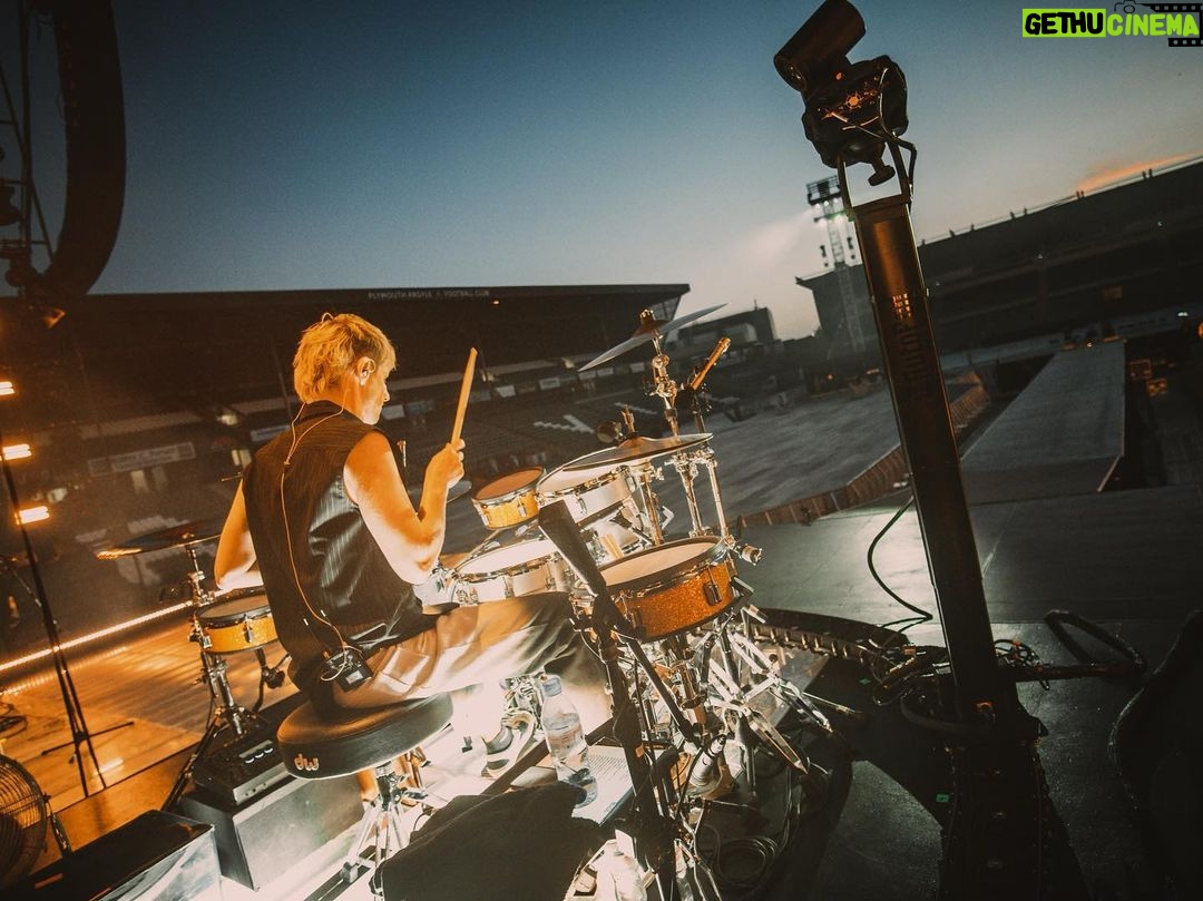 Dominic Howard Instagram - See you tonight Plymouth ⚡️