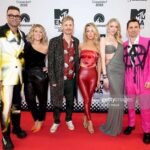 Dominic Howard Instagram - Lovely ⚡️❤️⚡️ #mtvema #bestrock