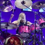 Dominic Howard Instagram – Iβm so shocked and sad to hear this news today. I first saw and heard Taylor play the drums when I recorded an Alanis show on vhs when I was about 17. I watched it all the time thinking who fuck is this drummer! Joining the Fooβs was perfect and fortunately we were lucky enough to meet, hang out and share many stages together over the years where Iβd be standing there completely in awe of his playing. A true legend and massive drumming inspiration to myself and so many others. Youβll be greatly missed. π€πΌπ₯π