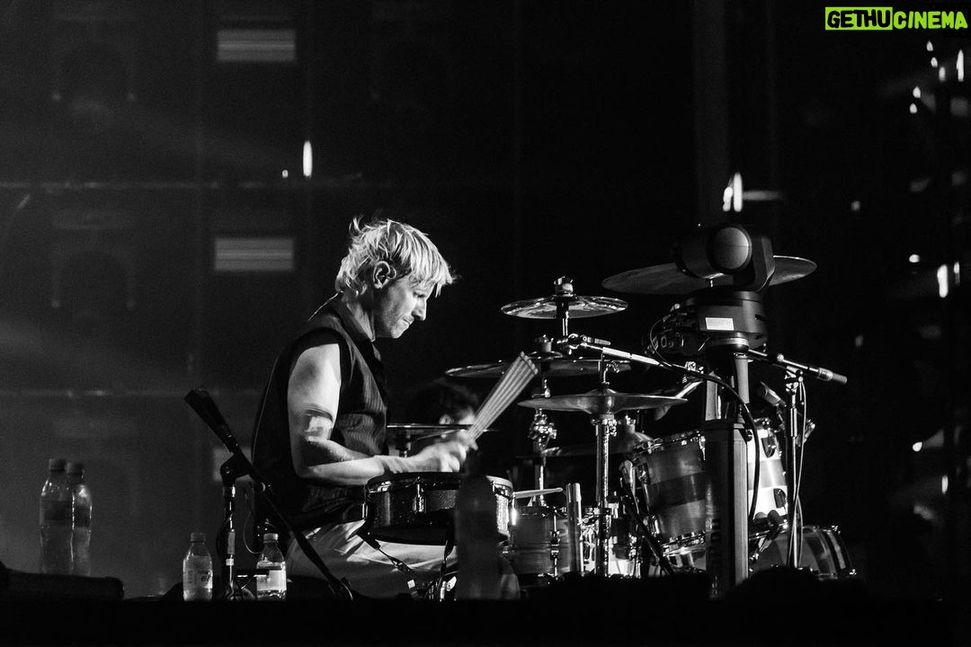 Dominic Howard Instagram - Grazie Mille Roma ❤️ Stadio Olimpico di Roma
