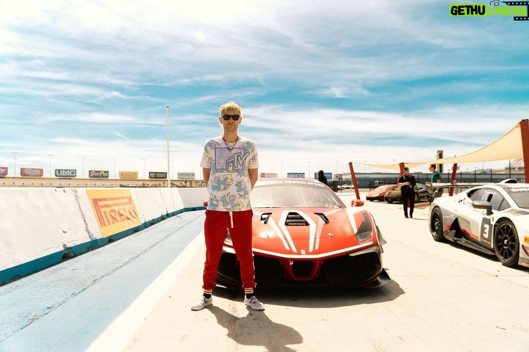 Dominic Howard Instagram - Driving this Ferrari 488 evo racing beast was smooth as ⚡️Still on the market for a team who needs a driver 😂 Thanks for having us @dreamracing Las Vegas, Nevada