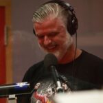 Dominic Paquet Instagram - Ben content d’être de retour avec ma gang de À la semaine prochaine pour une 9e année! Ça commence aujourd’hui à 11h sur @icircpremiere! Manquez pas ça! 😃👍