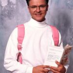 Dominic Paquet Instagram - Vous l’savez comment j’aime incarner des personnages. 😂 J’pouvais pas passer à côté de ce trend-là! J’suis curieux, lequel de ces looks préférez-vous?