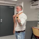Dominic Paquet Instagram - J’ai eu une petite extinction de voix dans les derniers jours, mais je pense bien maintenant que c’est réglé.. 😅