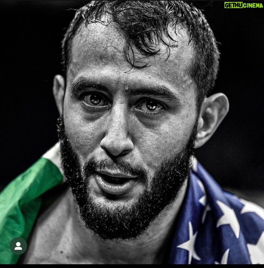 Dominick Reyes Instagram - Blind stares from a million pairs of eyes. #cantcme #ufc 📸: @lessardproductions