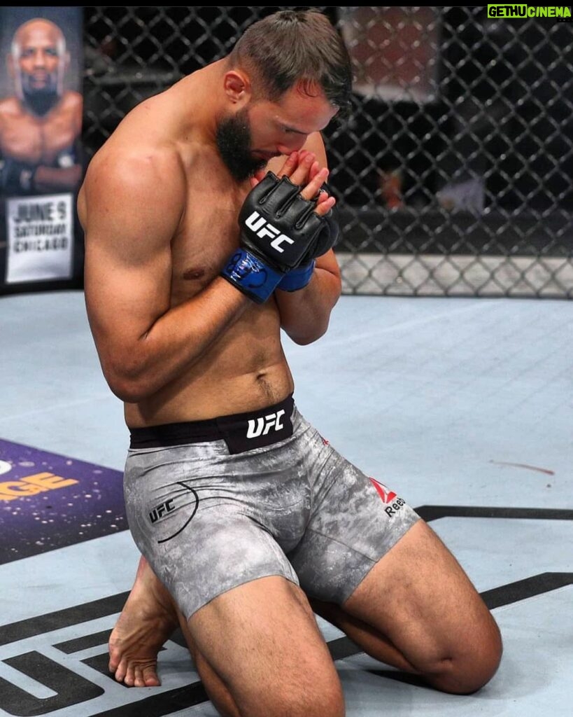 Dominick Reyes Instagram - Back on the grind! 💪🔥 The road to recovery has been long, but every setback is a setup for an even bigger comeback. After months of rehab, my shoulder is stronger than ever and I'm eager to step back into the Octagon. I've missed the adrenaline, the thrill of the fight, and most importantly, all of you - my incredible supporters. I'm humbled by your unwavering faith and your messages of encouragement. They have been the fuel driving my recovery and pushing me to work harder each day. So, let's gear up for the next chapter! I can't wait to show you what I've been working on during my time off. There's a fire inside me that's burning brighter than ever. It’s made me hungrier for victory, I’m ready to fight, I’m ready to win, I’m ready to take my place at the top. To my opponents, I hope you've been training. Because I'm coming... stronger, faster, and more determined than ever. This isn't just a comeback. It's a new era of Dominick Reyes. Stay tuned, folks. The best is yet to come. 🙌🔜🥊 #MMA #ComebackSeason #teamreyes #BackInTheGame #TheDevastatorIsBack #ufc