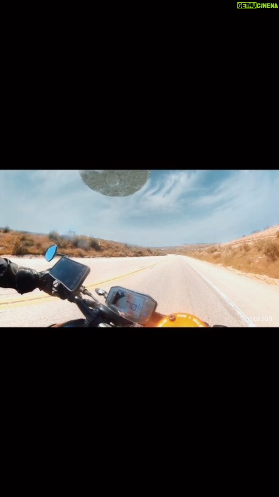 Dominick Reyes Instagram - Riding off into the unknown…literally! 🛸👽👀 #unexpectedencounters #ridetothestars #ufosighting #motorcycleadventures