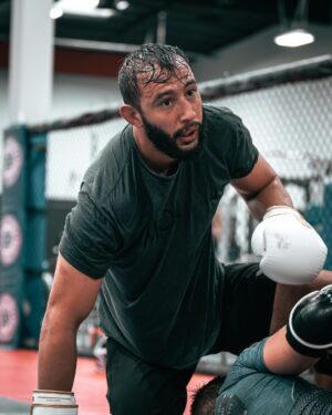 Dominick Reyes Instagram - Big thanks to @domreyes24 for coming out to train with the team 🔥🔥🔥

#ufc #mma