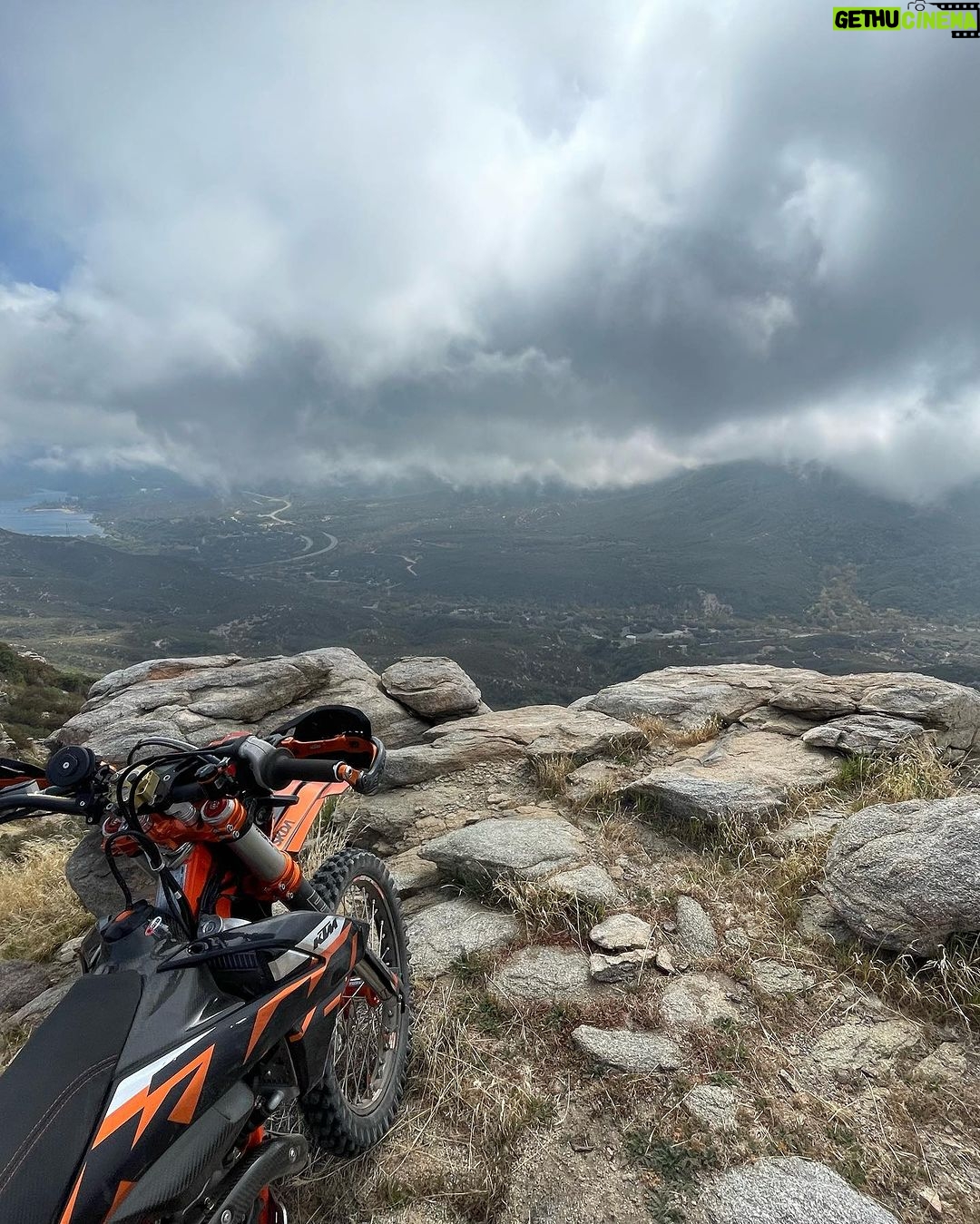 Dominick Reyes Instagram - Clear the mind, Free the Body, Feed the soul. #selfcare #moto #adventure #activerecovery