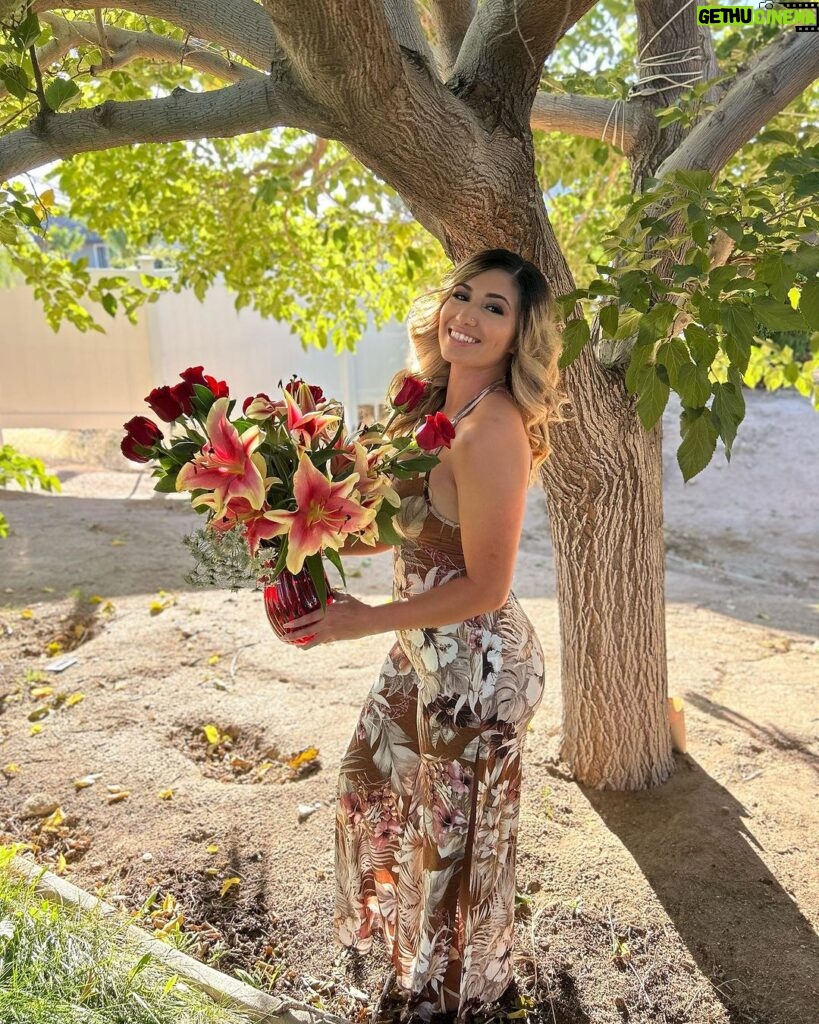 Dominick Reyes Instagram - Happy Birthday to my beautiful Woman @duhitsbrenda. You are Such a beautiful soul I have been blessed to celebrate life with you! ✨❤️
