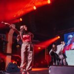 Dominika Mirgová Instagram - Je toho tak veľa, čo by som vám povedala…začnem sobotou ✨ Bratislava @wavefestival.sk @refinery_gallery_official 🔥 to čo bolo?? @simonahegerova ďakujem za priestor, že sme konečne spolu mohli oficiálne zdielať jeden stage a jedno nádherné publikum 🙏🏼 vážim si podporu každej ženskej interpretky! ❤️ pre mňa to bol rozhodne zážitok a spoločne s @dj_grimaso a čajočkami z @flavourofkajla sme si to poriadne užili 🔥👯‍♀️ ĎAKUJEMEEEEEEEEEE ségry !!!!!!! 👭🫶🏼 aj za nádherné fotky od @richard_zimm a @matejgurin 🙏🏼 a za extrémnu grafiku albumu Wonder Woman za mojim chrbtom od @dsfx_team 👌🏼 refinery gallery