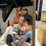 Dominika Mirgová Instagram - Ahojte kamoši 🙋🏽‍♀️ Najvyšší čas vám prezradiť, čo sme naposledy s mojim tímom fotili 🤩 ÁNO, budú to fotky na album #WONDERWOMAN 💪🏼 Celý tento projekt sa dal dokopy za ani nie 2 týždne. Šaty, makeup, priestory, termín… Zladiť toľko ľudí na jeden dátum, vyrobiť kostým za tak krátky čas bolo trošku náročnejšie, ale som rada za ľudí s ktorými pracujem a aj vďaka nim, bude tento booklet albumu pre mňa výnimočný 🔥 Predstava bola jasná : “chcem byť bohyňa, ktorá má v sebe dravosť, bojovnosť” ďalšia Wonder Woman by bola už klišé. To sme tu už mali ☺️ Toto bolo jemné, dravé a nežné zároveň ⭐️ fotky mám už vyše týždňa na maily, prepáč las @kerollajn_b.photography ja si fakt neviem vybrať 😩🔥 sú nádherné!!! Ďakujem za váš čas, talent a kreativitu @jirko_blatny_official @jessica.malba @anci.strike 🫶🏼 Už sa neviem dočkať toho keď to uvidíte, keď budete držať toto baby v rukách 💽✨ 🔞 Inak aj na tomto fotení nás sprevádzali tieto chutné @izyvape_czsk u mňa vyhráva príchuť bubblegum bez nikotínu !! Na eshope majú do konca septembra akciu 2+1 zdarma 👏🏼🔥 Majte pekný začiatok týždňa, ja ho mám pracovný vo Valčianskej doline 🎥🙋🏽‍♀️ …posielam objatie ❤️ DM WonderWoman