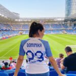 Dominika Mirgová Instagram - Mamina plní Peťkovi sny 💙 dnes uvidí Ronalda prvýkrát naživo 🥹 Ďakujeme @sfzofficial 🙏🏼 Tehelné pole