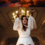 Dominika Mirgová Instagram - “Neboj sa byť Venušou” ✨🤍 🎥 @pierrelexis a jeho team 🎶 @adiss_og 💄 @jessica.malba 💇🏽‍♀️ @thomastomsik 👗 @blonde_brunette_store 👯‍♀️ @timea.krajciova @baskapetrusova @vanessamarinicova @_vanessaa3 @_orovnicka_ @medved_patach Bojíš sa byť venušou??? Spa Aphrodite,Rajecke Teplice