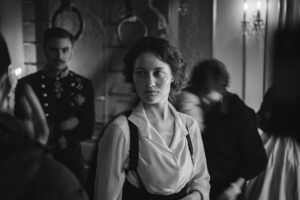 Dominique Devenport Instagram - 🔥 Sisi Staffel 2 🔥

heute & morgen:

27.12.22 Episoden 1-3
28.12.22 Episoden 4-6

20:15 | RTL

@sisi.rtl 
@rtlplus 

📸 @armandsvirbulis