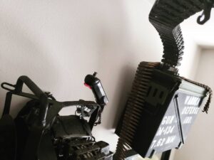 Donavon Warren Instagram - Just because it's a toy... Doesn't me you can play with it inside the house!

#warrenindustries #oldpainless #minigun #gatlinggun #predatormovie #terminator2