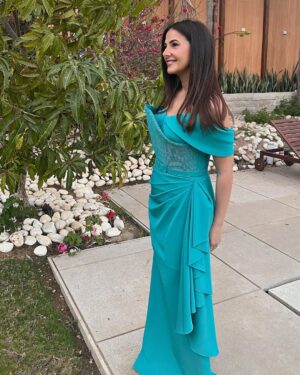 Donia Samir Ghanem Instagram - Mix of pics 😁
Dress @nourfathallah 
Jewelry @glamour.jewellery 
Make up @fatmabahgat 
Hair @haithamdahab00 
Styled by @mayajules